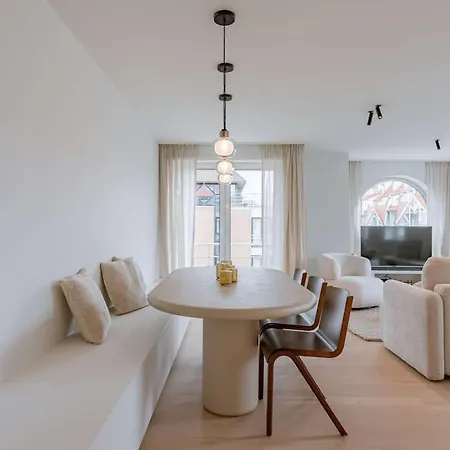 Casiola - Luxurious On Location In