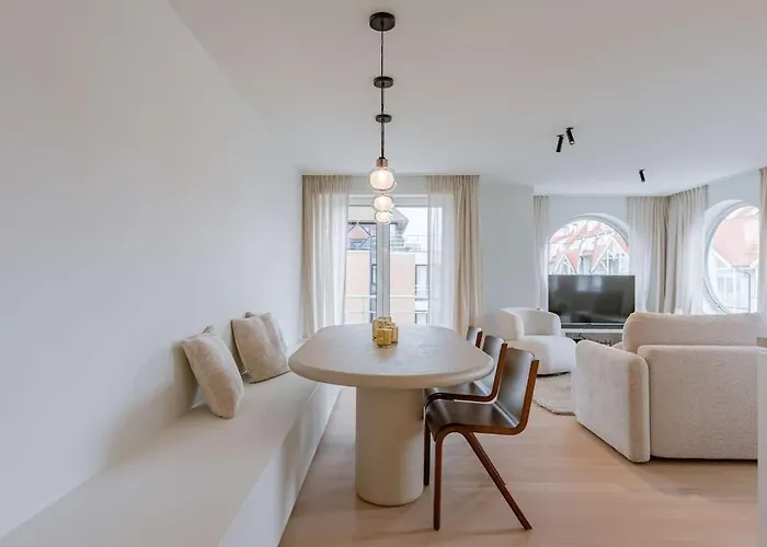 Casiola - Luxurious On Location In